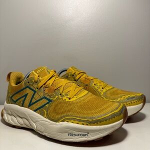 New Balance Fresh Foam X Hierro v8 Yellow Trail Womens Size 7.5 Athletic Vibram